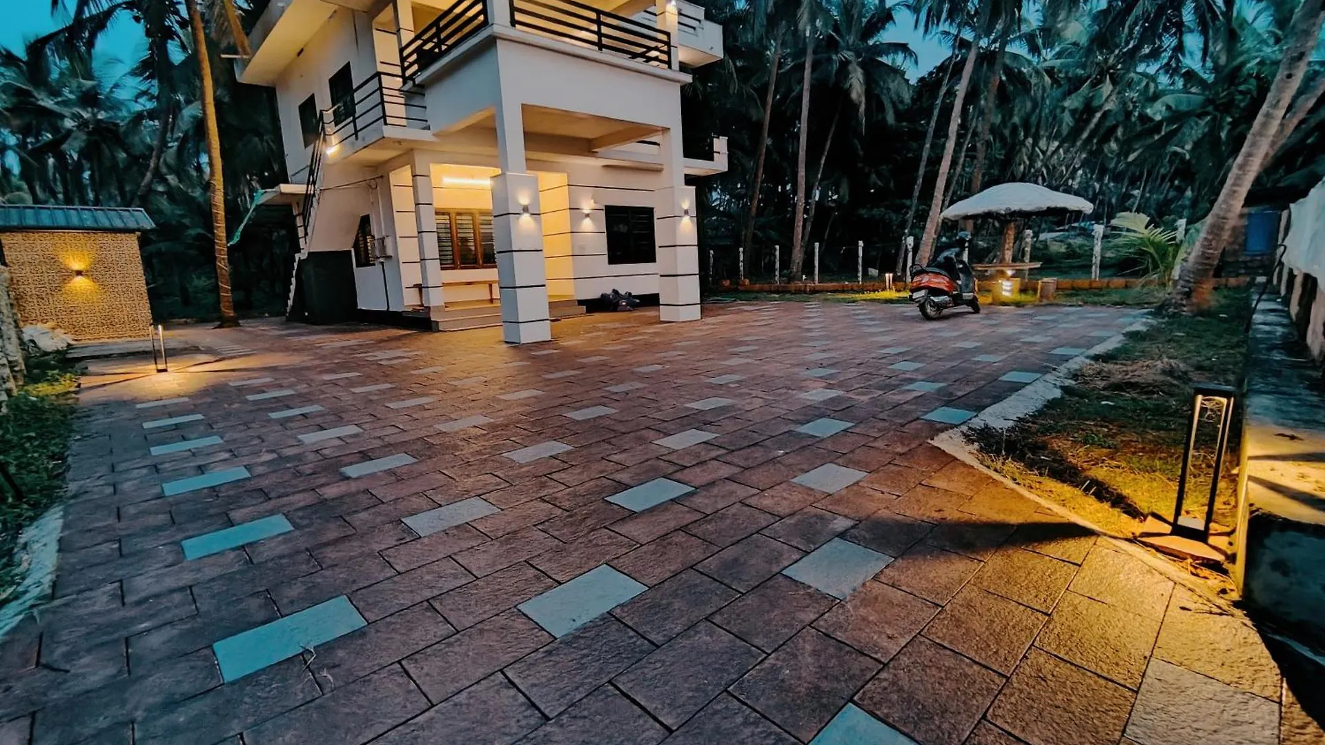 Vakantiehuis Corniche Beach Resort Mulappilangād