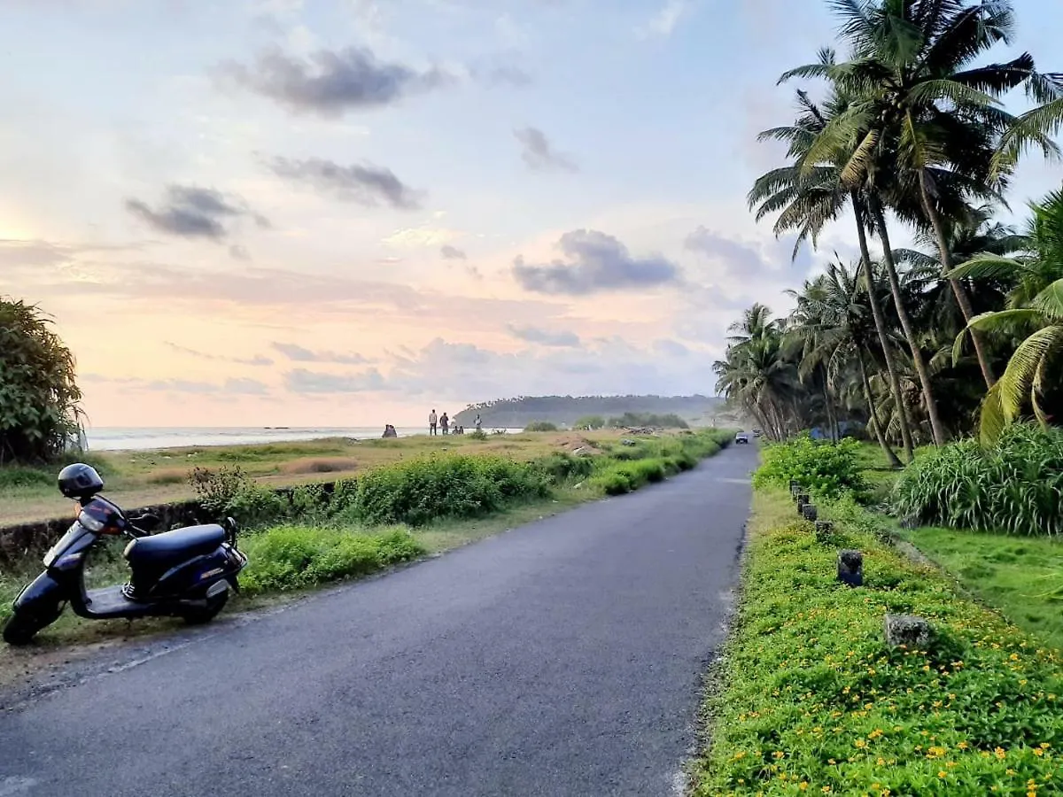 Vakantiehuis Corniche Beach Resort Mulappilangād